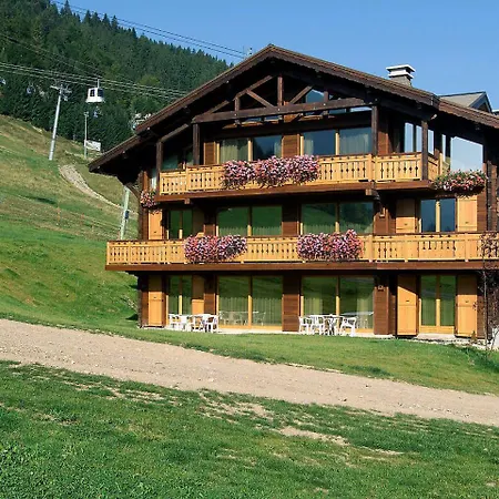 Chalet Matine-2 아파트 모르진